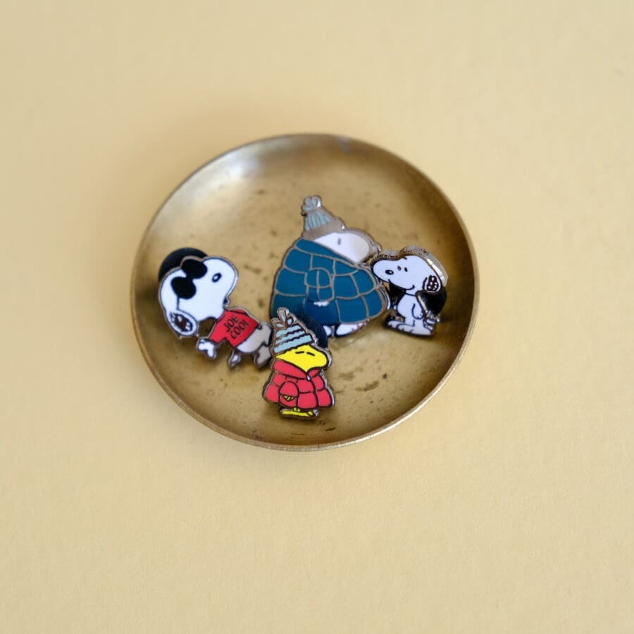 Pin's Snoopy Doudoune Géante – Image 5